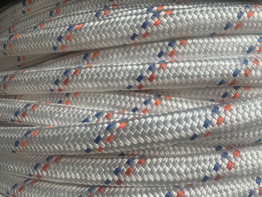 30 mm Doppelgeflechtes UHMWPE-Seil 220 m Hochfeste Marine-Schleppmaschine